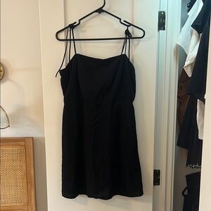 Old Navy Size L Elegant Black Spaghetti Strap Dress